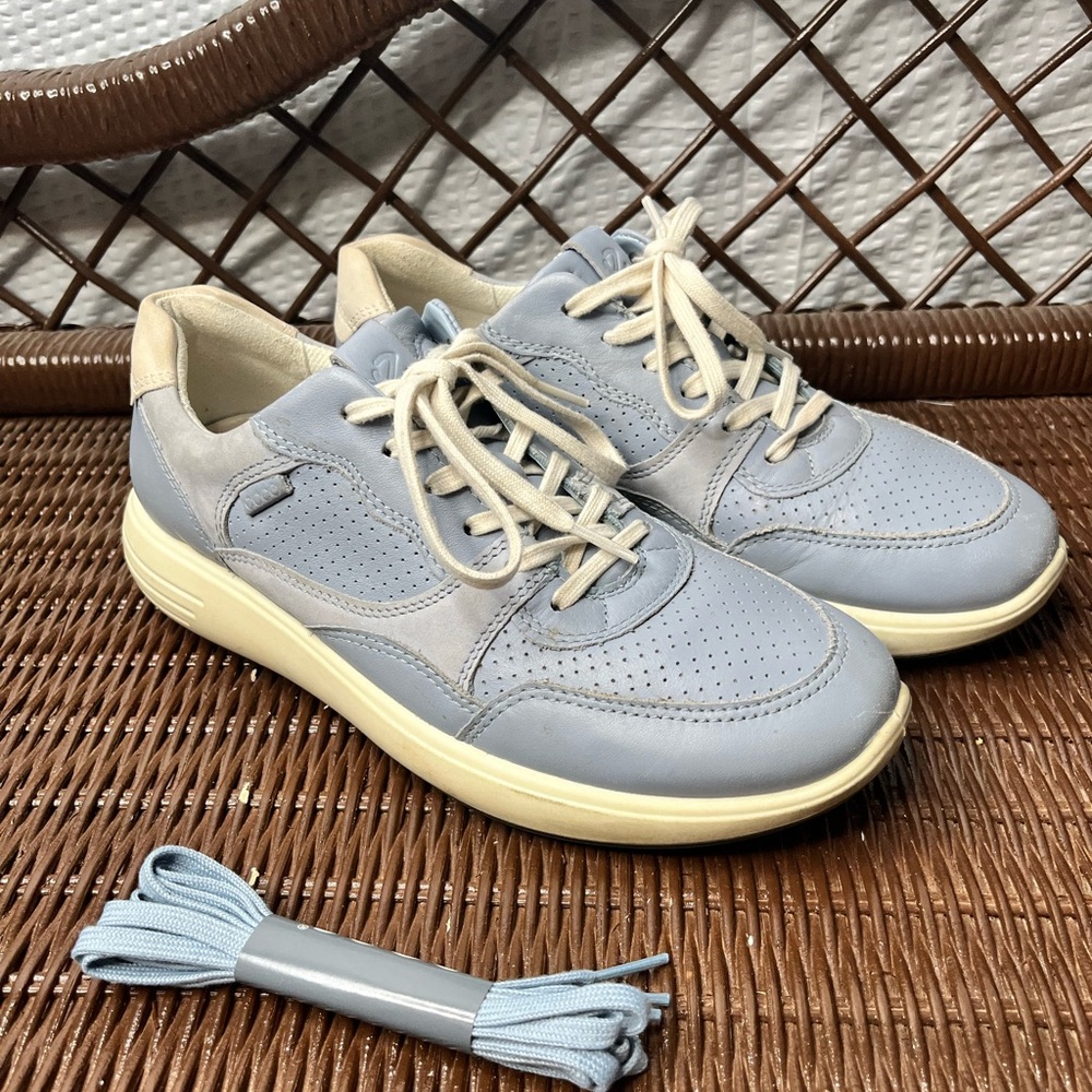 Ecco Runner 7 Dusty Blue Shoes Size 7